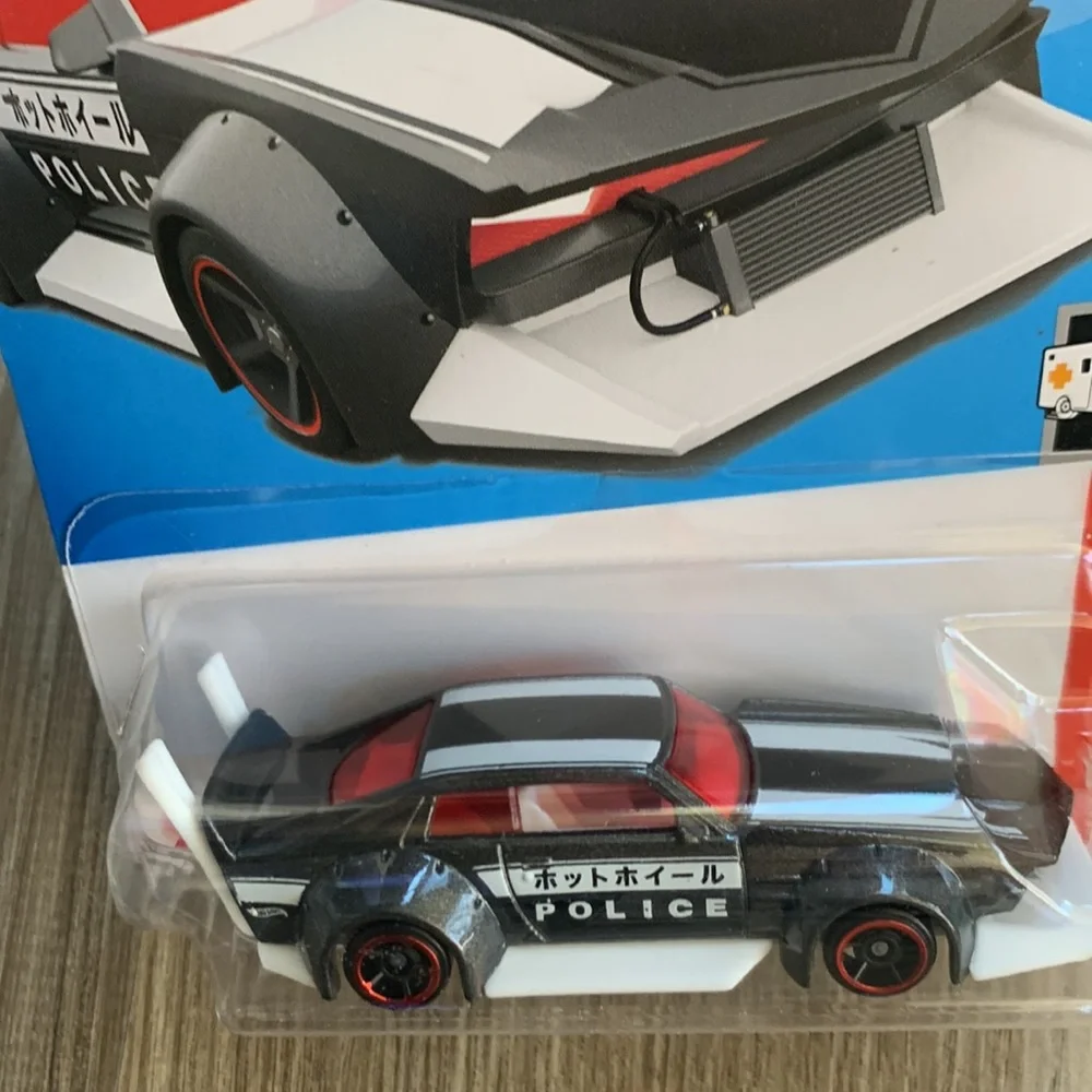 Hot Wheels Cop Car Police MAD MANGA Japanese Rescue Emergency Squad Hotwheels 🆕